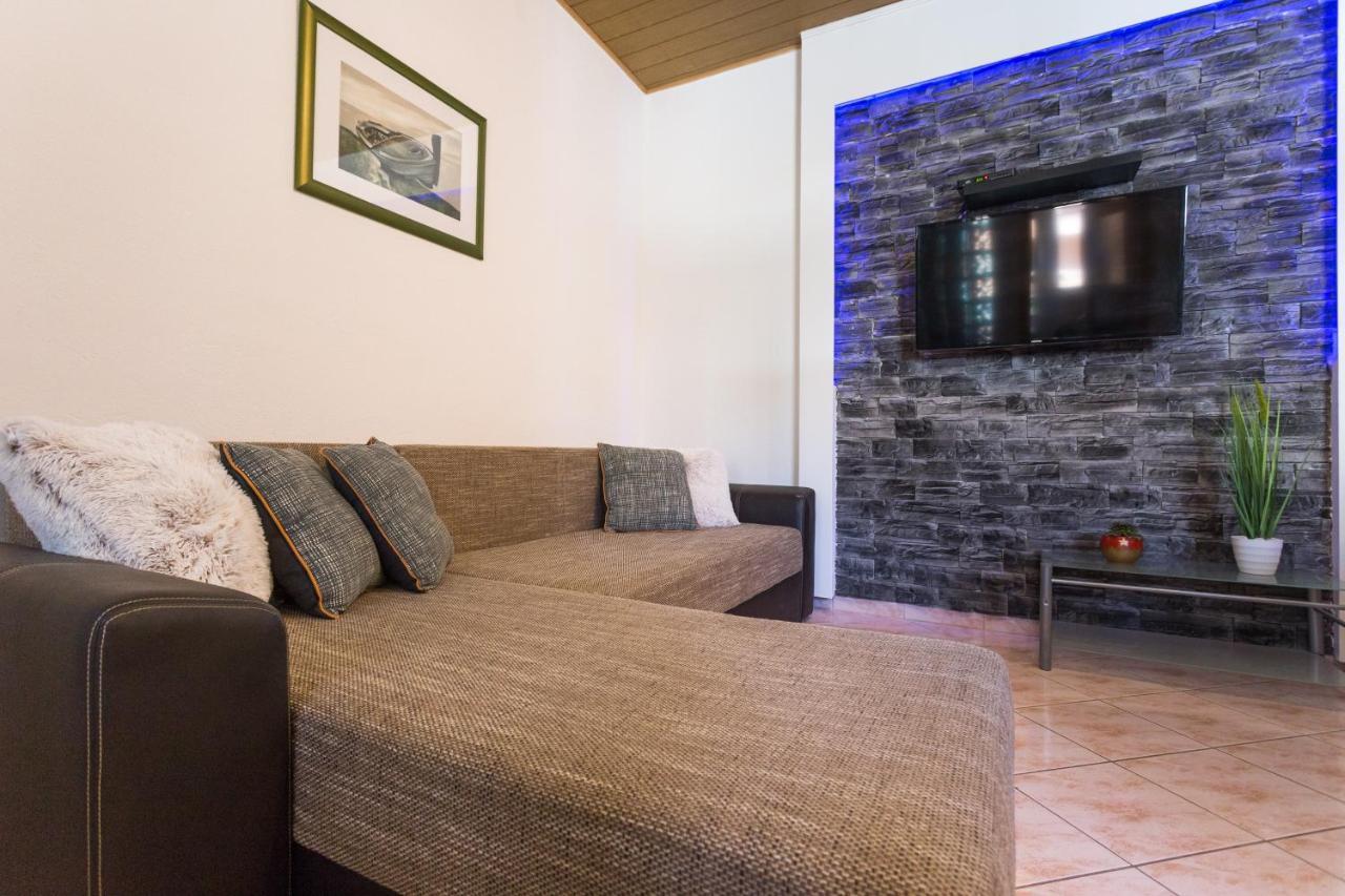 Apartman Ikar Podstrana Esterno foto