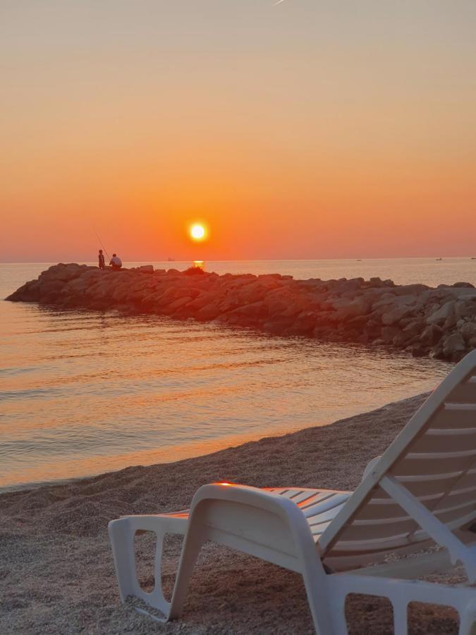 Apartman Ikar Podstrana Esterno foto